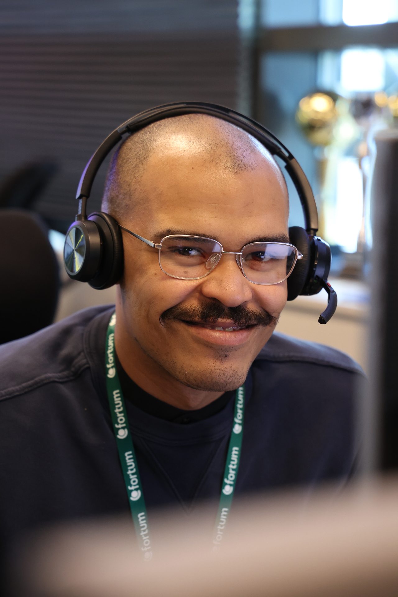 Portrett med headset